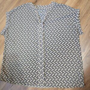 Unbranded Woman's Career Pullover Tunic Cuffed Cap Sleeves V-Neck Size 2XL